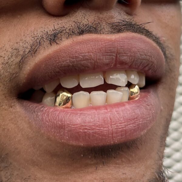 Grillz Lower Fangs Double Set